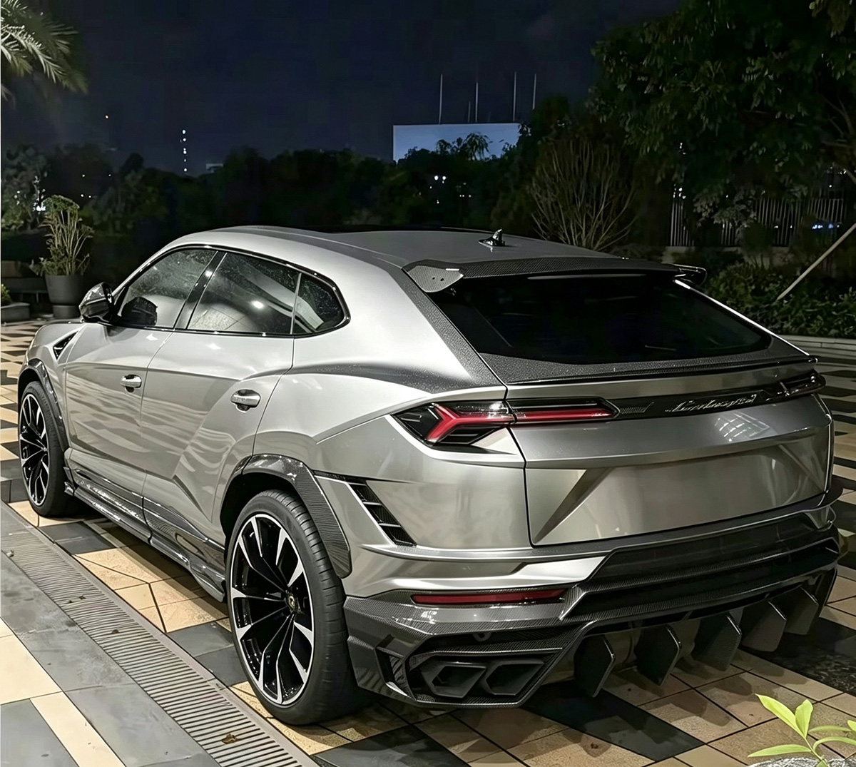 For Urus S 20260820100456 40 283